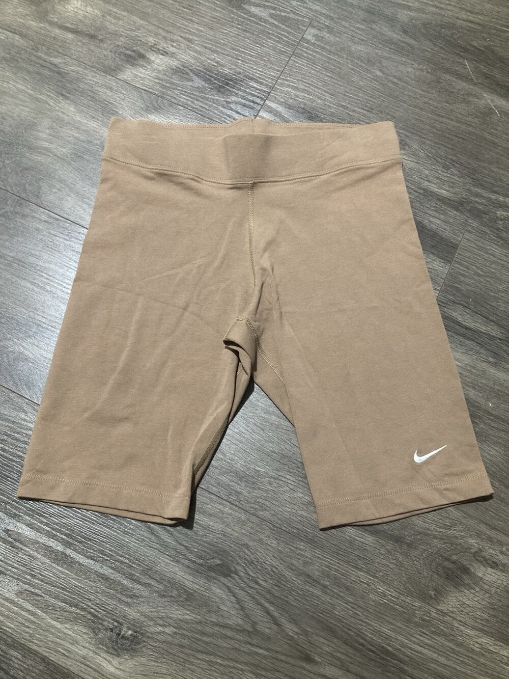 Nike Sportswear Classic High-Waisted Biker Shorts in Dusty Cactus Womens Sz M